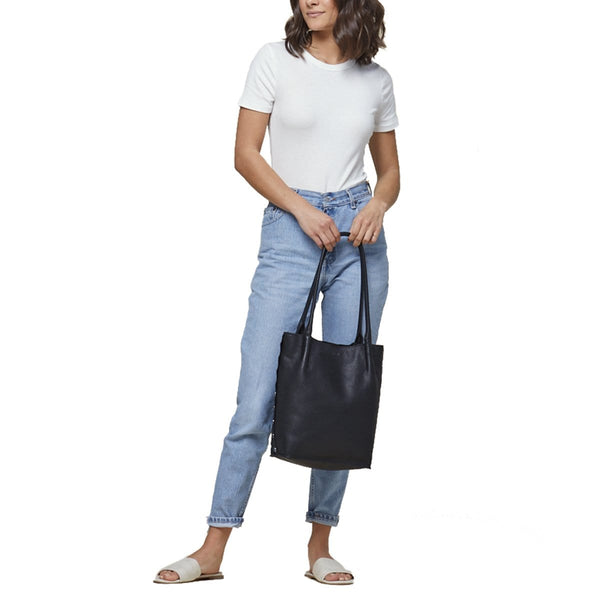 OLIVER MED Black/Gunmetal Hammitt - Main Image