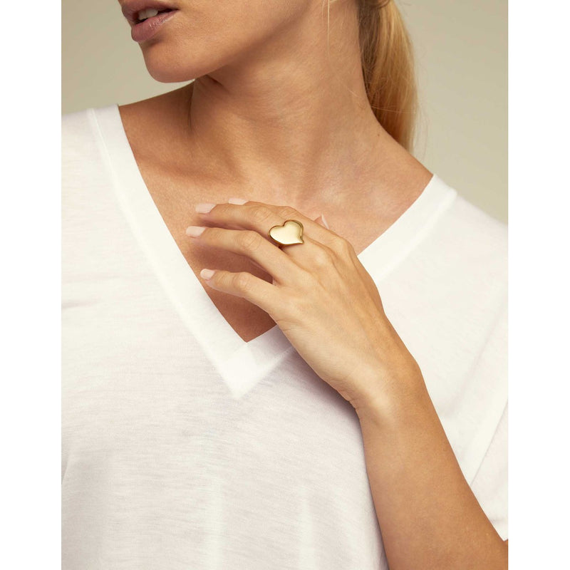 18K Gold Plated Large Heart Shaped Ring - ANI0700ORO00015-UNO de 50-Renee Taylor Gallery