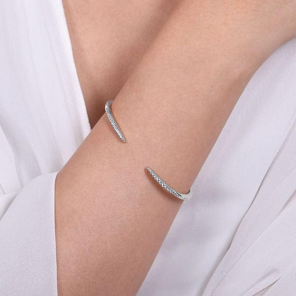 14K White Gold Split Diamond Spike Bangle – BG3912-62W45JJ - Gabriel & Co.