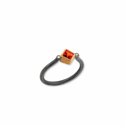 Jaipur Ring with Sapphire by Lika Behar