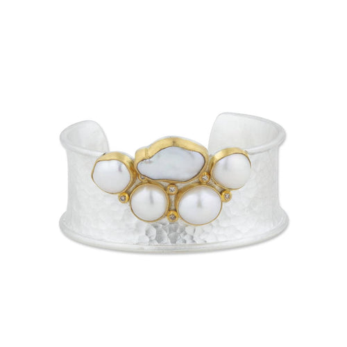 Kirsten Cuff with Pearls by Lika Behar