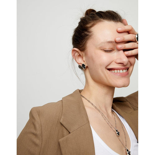 Ser Deslumbrante Black Oval Faceted Crystals Stud Silver Plated Earrings- PEN1002NGRMTL0U-UNO de 50-Renee Taylor Gallery