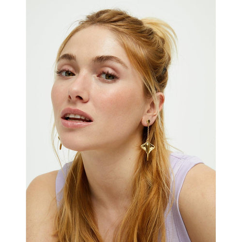 Ser Majestuosa Gold Manta Ray-Shaped Drop Earrings - PEN1009ORO0000U-UNO de 50-Renee Taylor Gallery