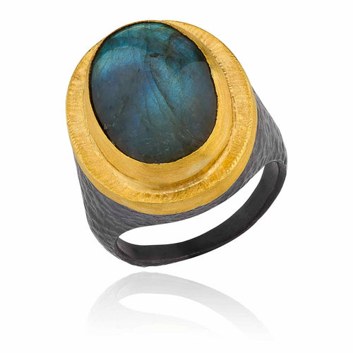 Pompei Ring with Labradorite by Lika Behar