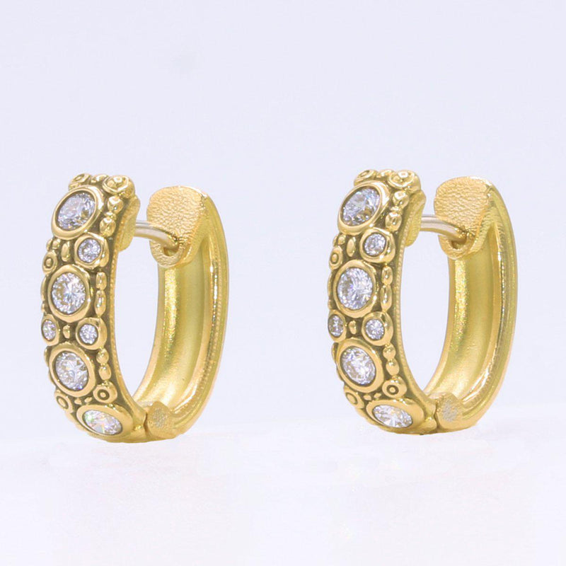 18K "Oval Hoop" Diamond Earrings - E-62D-Alex Sepkus-Renee Taylor Gallery